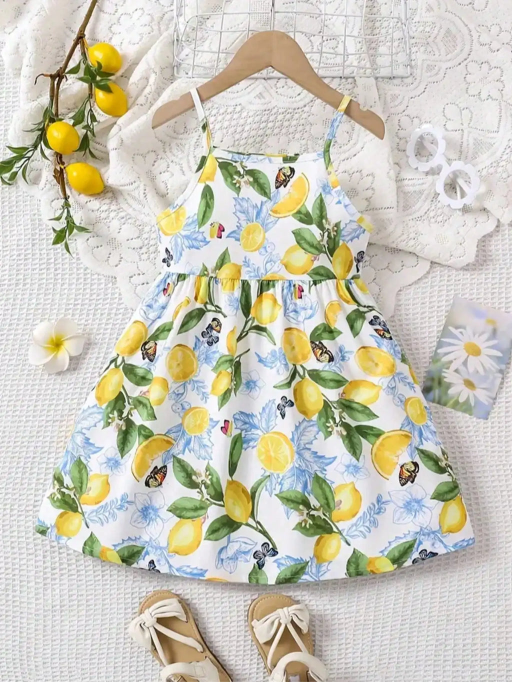 Lemon floral camisole dress, breathable and lightweight, suitable for outdoor activities and daily casual children's clothing